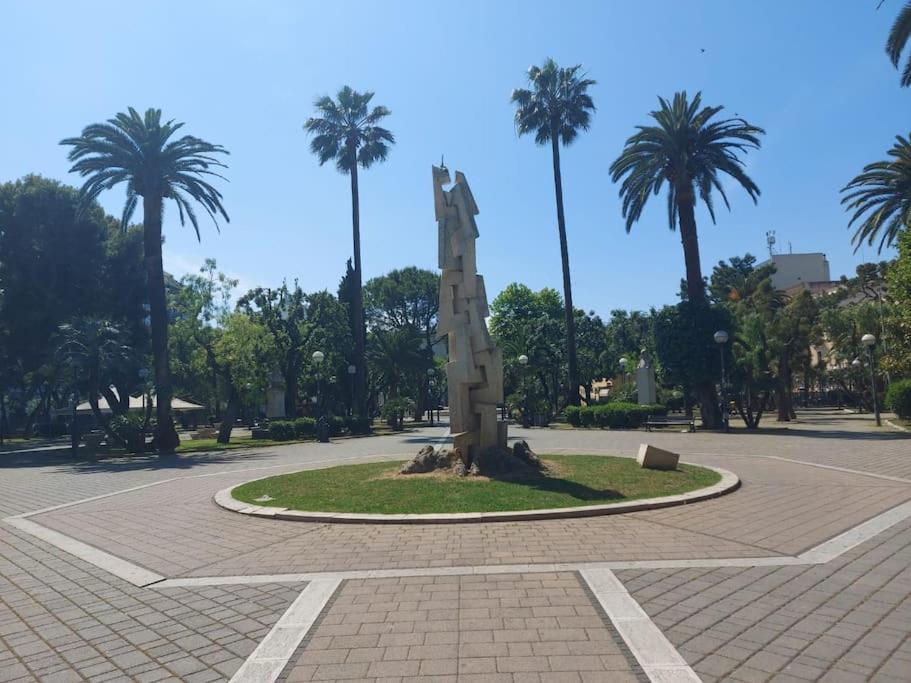 شقة Characteristic Garibaldi باري المظهر الخارجي الصورة